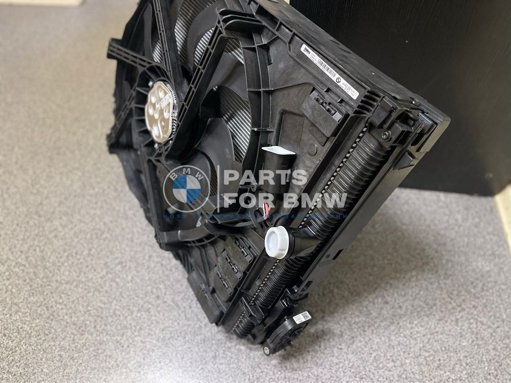 Радиаторы в сборе с диффузором BMW G20 21 22 23 26 РАДИАТОР АКПП B48