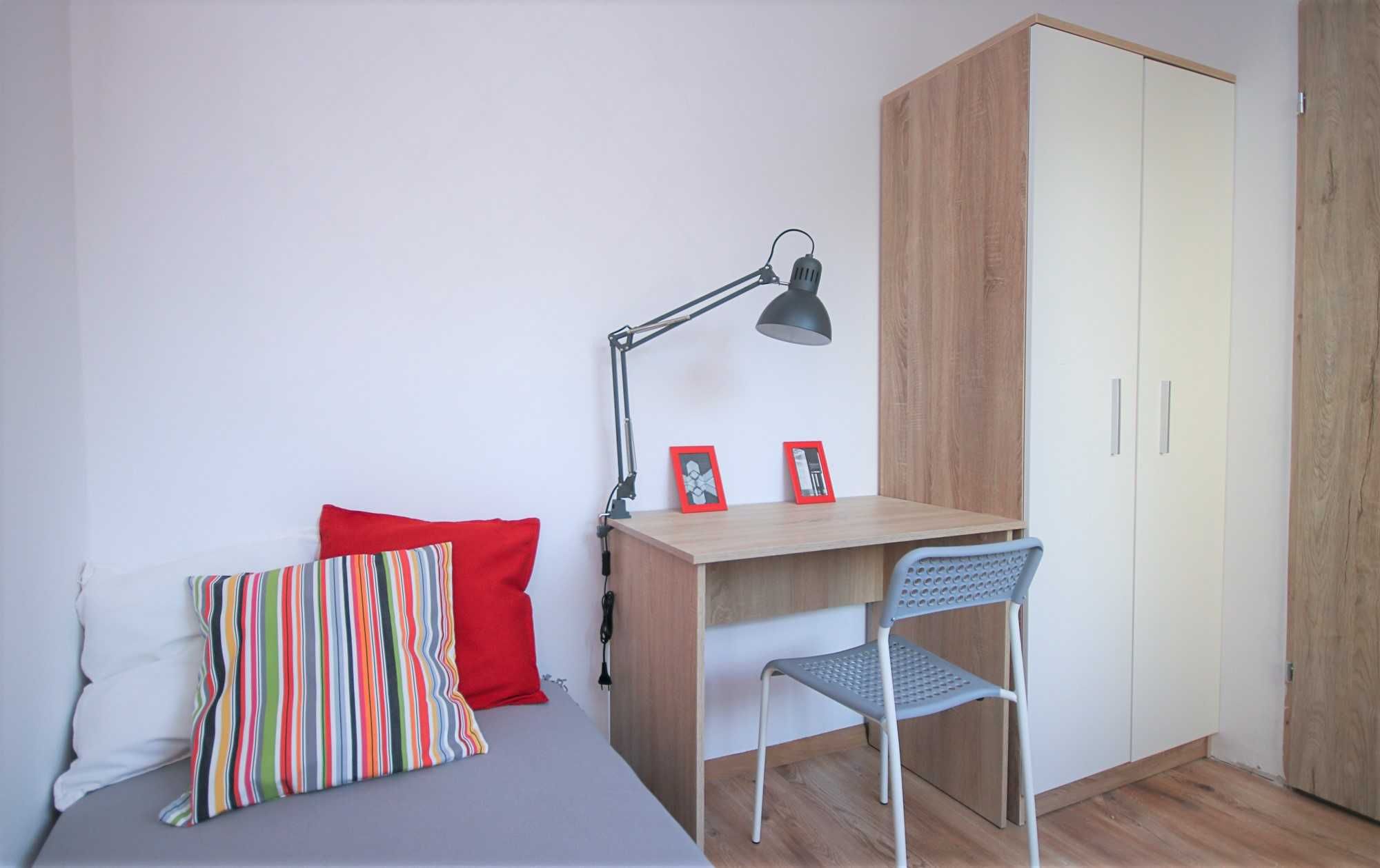 Pokój - 20 min Centrum - 15 min SWPS, Politechniki - 28 min SGGW