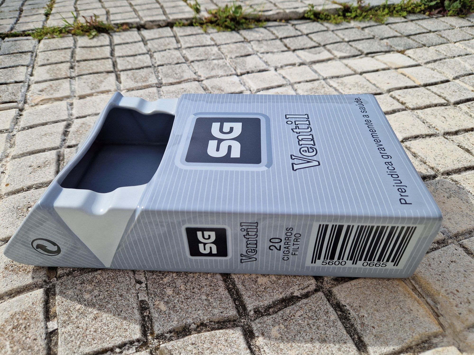 Cinzeiro gigante SG
