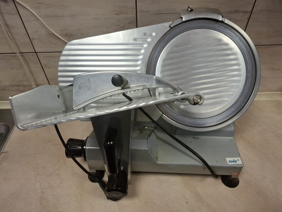 Krajalnica sklepowa profesjonalna hbs 300a