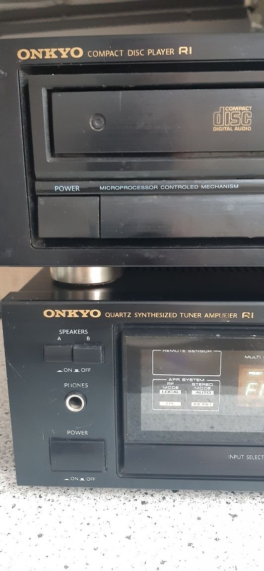 Amplituner i odtwarzacz cd  Onkyo