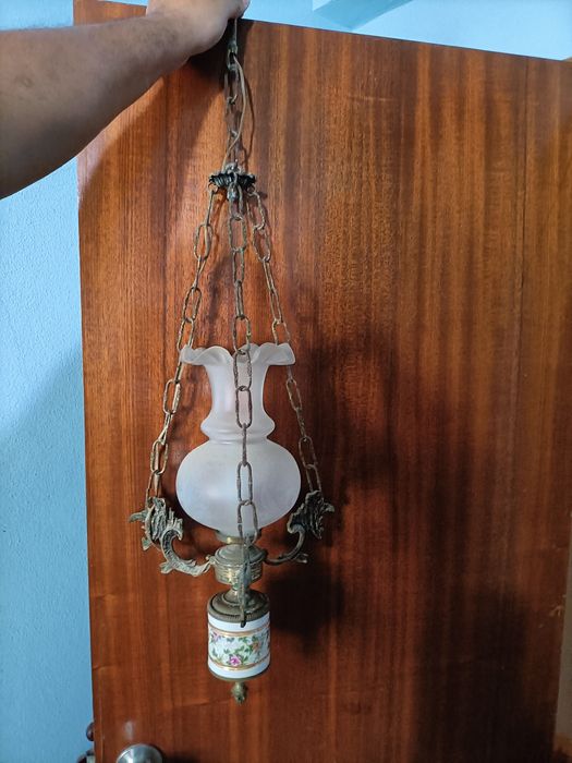 Candeeiros em bom estado