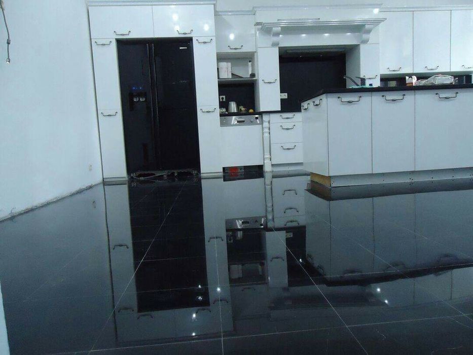 Renowacja Lastryko Marmuru szlifowane polerowanie krystalizacja