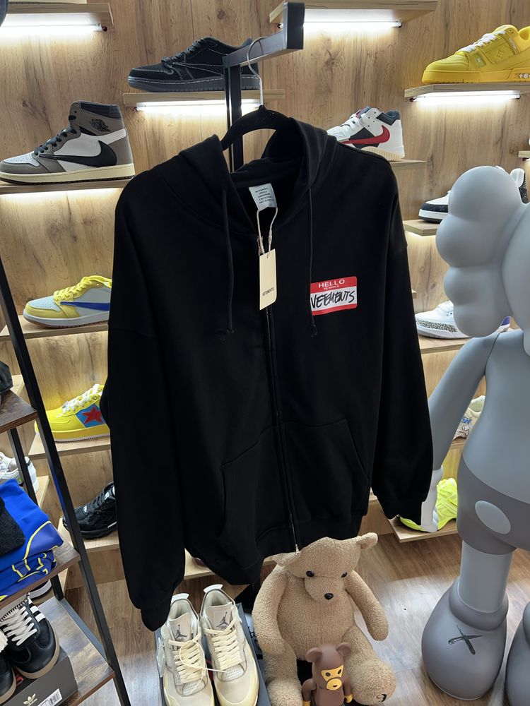 Зіп Худі VETEMENTS “My Name Is” Black / Red