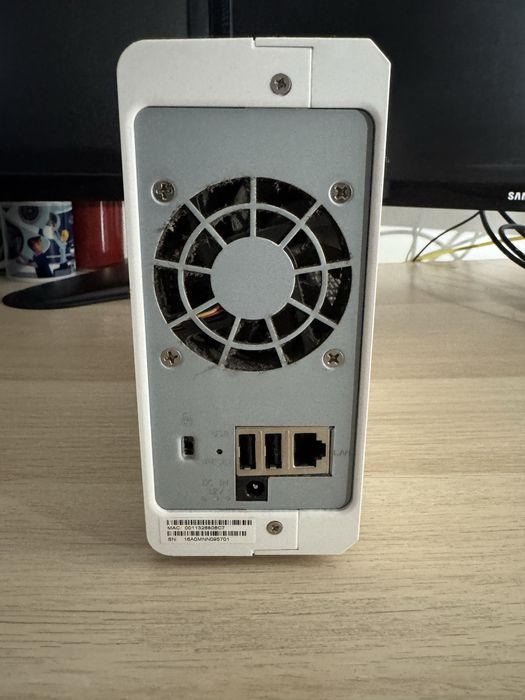 NAS Sinology DS115J - Disco 2Tb