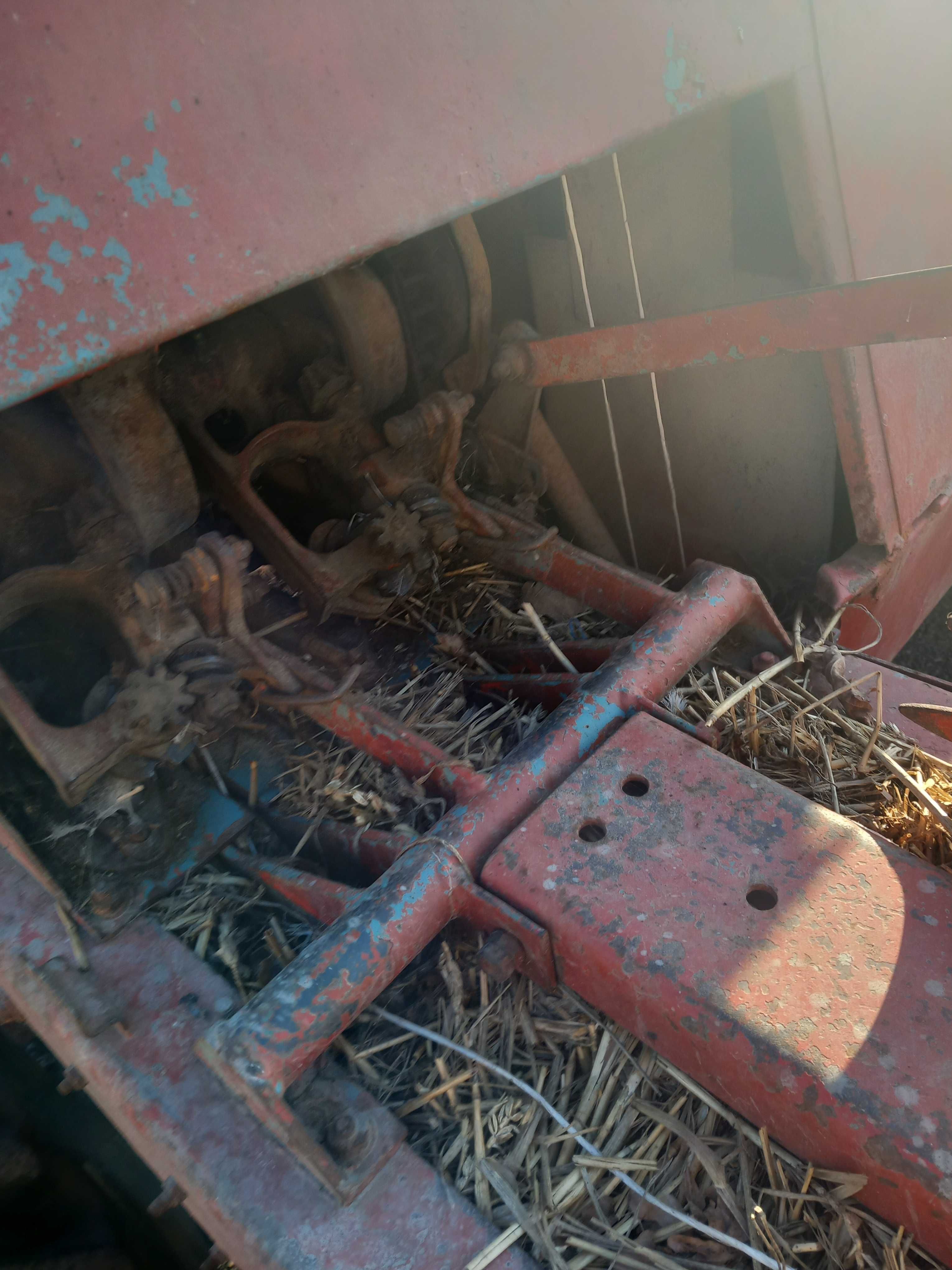 Prasa do słomy z 224