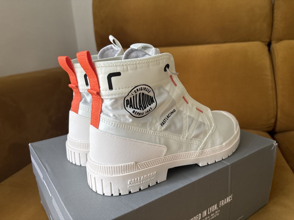 Nowe piekne buty Palladium pampa travel  rozmiar 42 idealne na lato