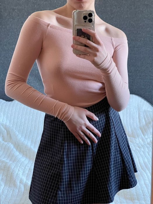 H&M Топ з довгими рукавами з відкритими плечами