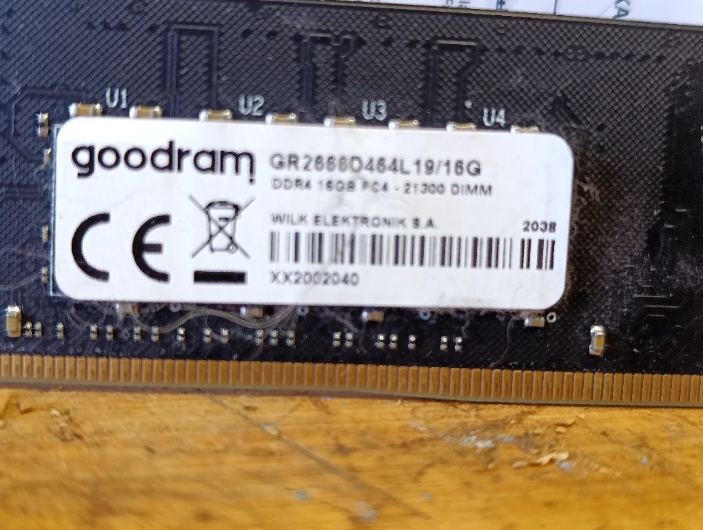 Sprzedam grafika GTX 1660 s i pamięć