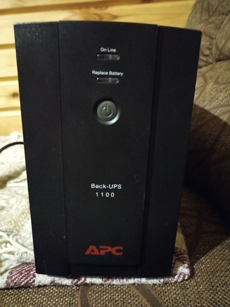 Джерело безперебійного живлення APC  Back-UPS 1100