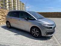 Samochód do wynajęcia 7 osobowy wypożyczalnia Citroen Spacetourer HAK