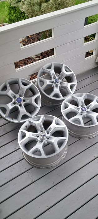 Alufelgi 17cali ford kuga 5x108.