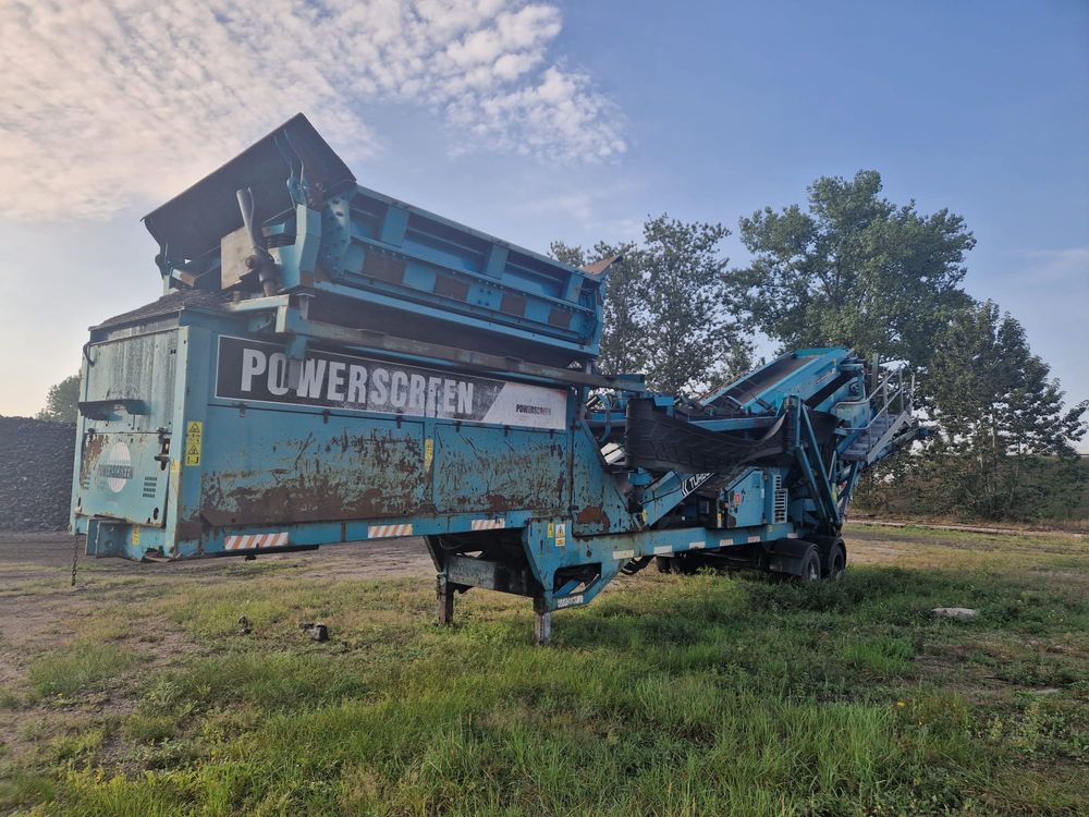 Przesiewacz Powerscreen Chieftain 1400 kołowy