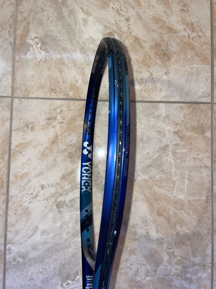 Raquete yonex ezone 98, grip 3