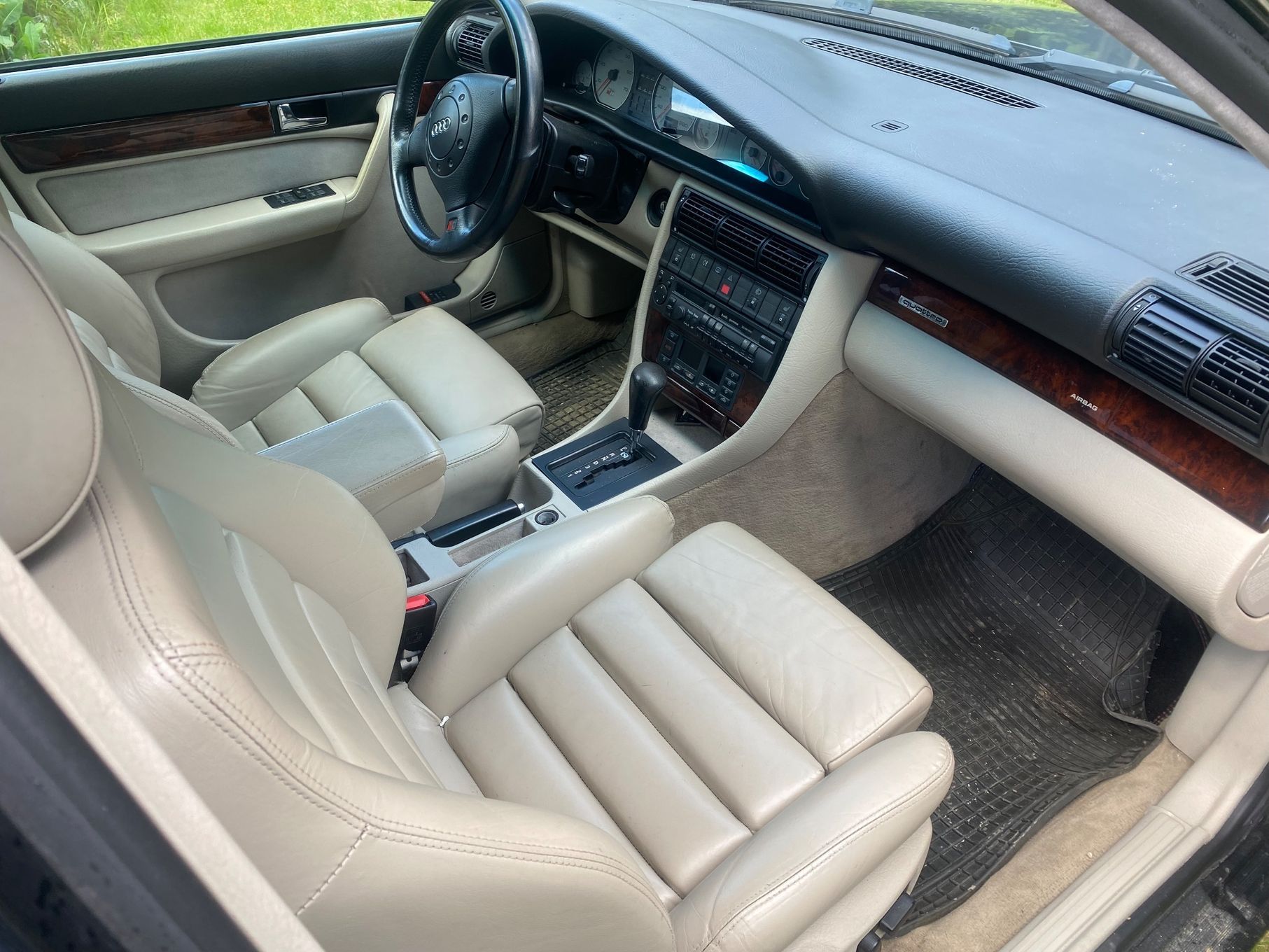 Audi S6 Audi S6 C4 V8 Quattro – Klasyk w świetnym stanie