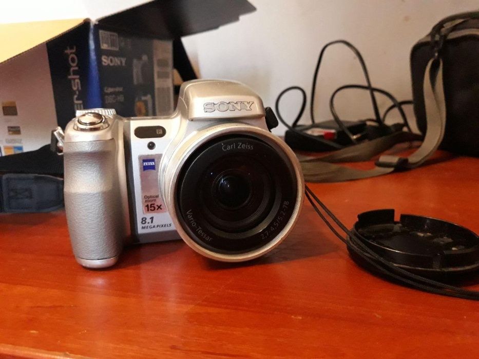 Цифровая фотокамера SONY DSC - H9 Cyber-shot