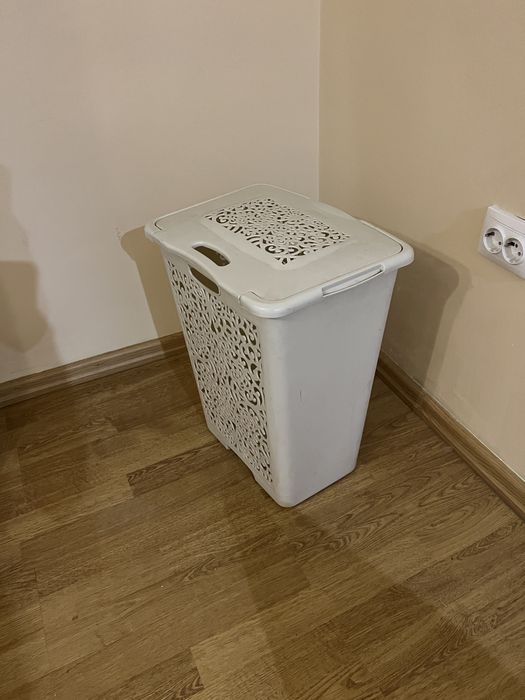 Корзина для білизни