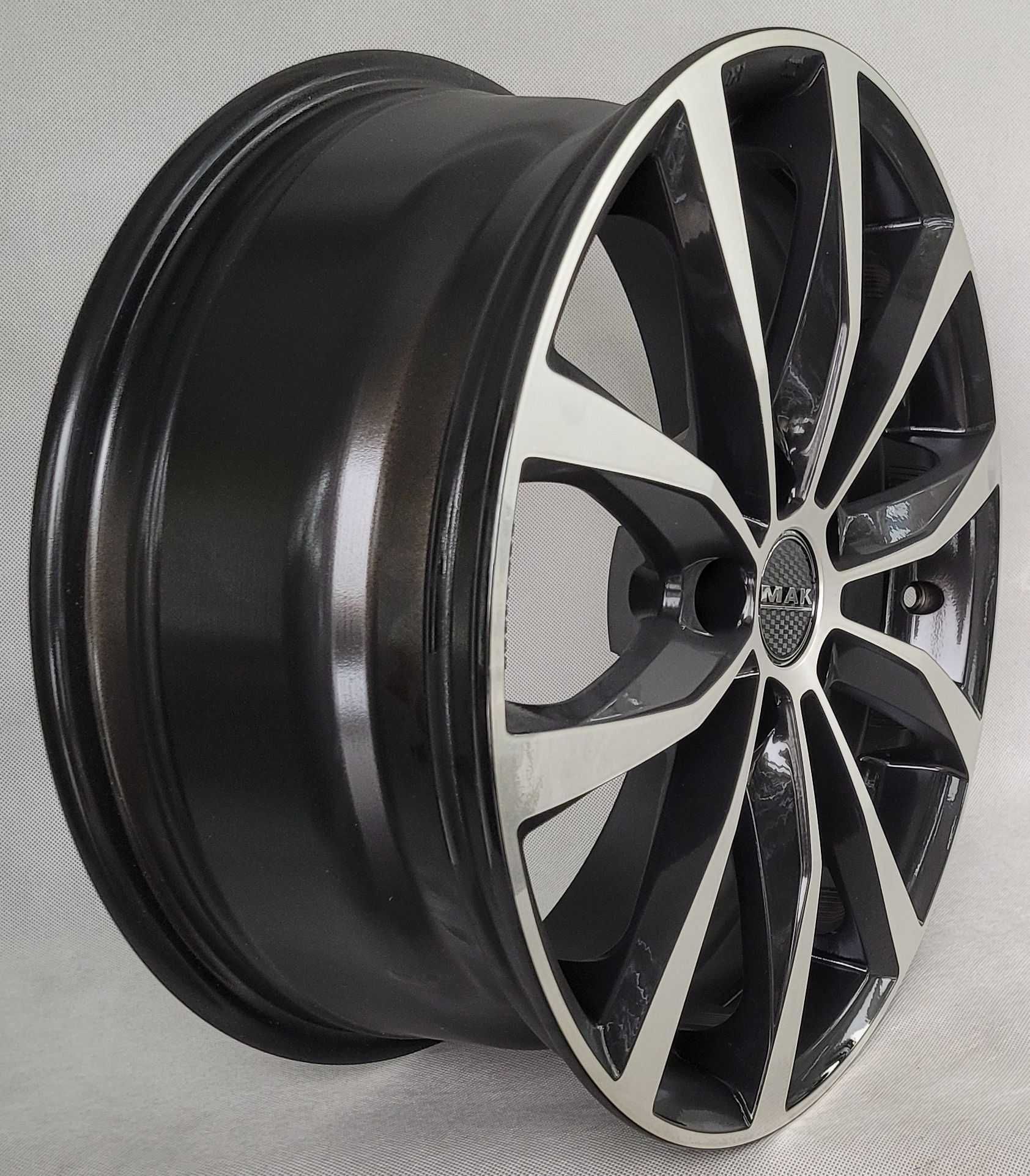 MAK Felgi 17 Fiat Tipo 5x98 500 L 500l Alfa Romeo 147 156 GTV 17 5x98
