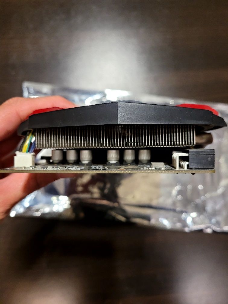 Karta graficzna MSI Radeon RX 570 GAMING