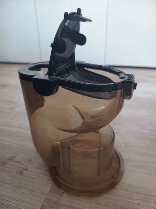 Wyciskarka wolnoobrotowa Elitecook na części