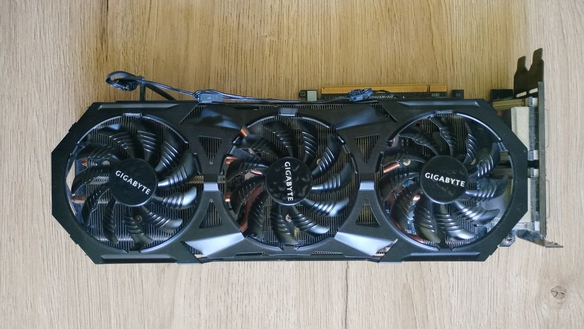 Sprzedam Kartę graficzną GTX 970 4GB WindForece G1