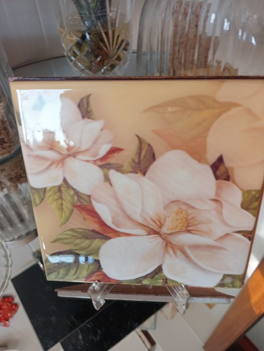 Azulejo pintado á mão _- para moldar  ou pendurar em aplicação própria