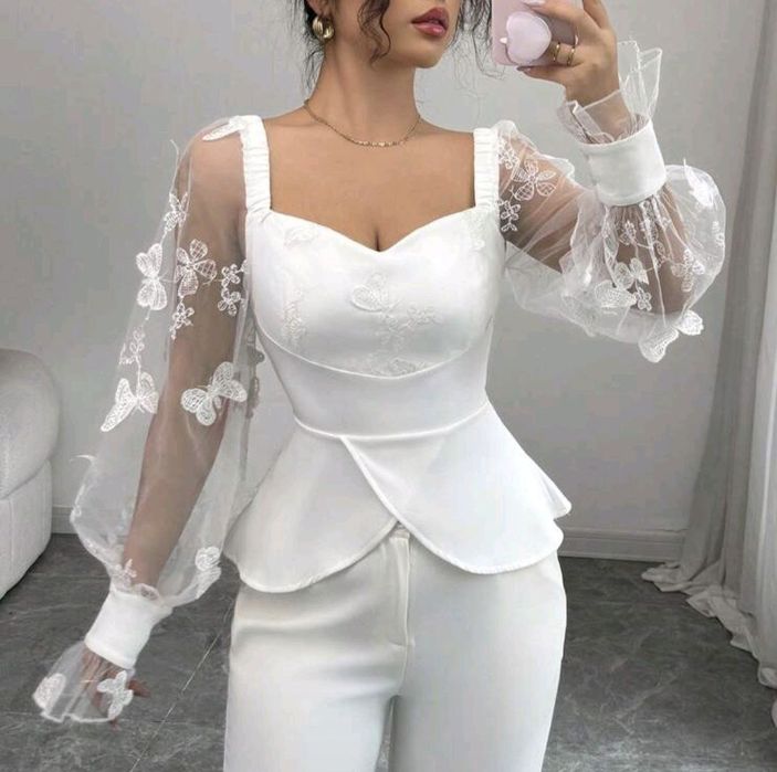 Продам шикарну білу блузку Shein,  розмір M-L