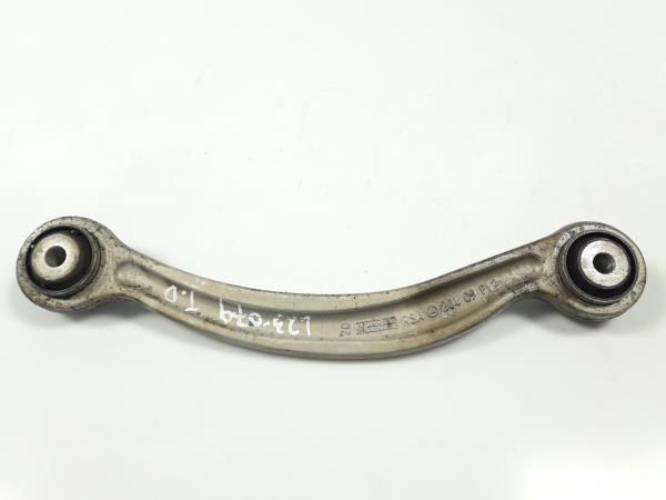 Braço de suspensão trás direito MERCEDES-BENZ Classe C (W204)