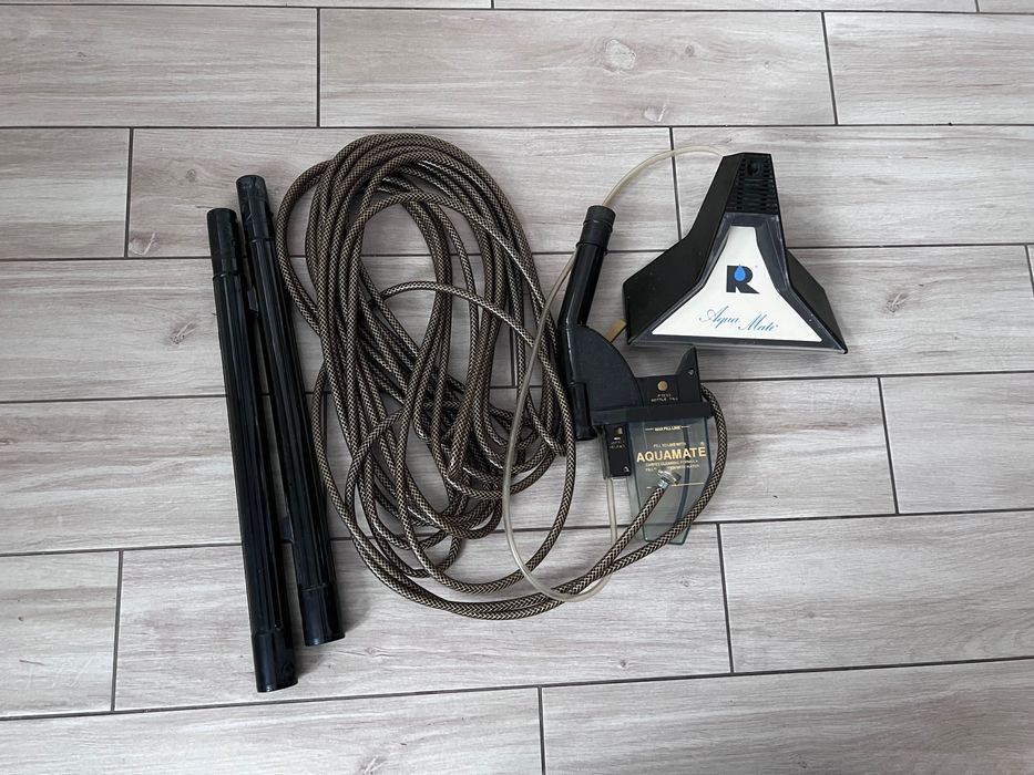 Rainbow-Aquamate system prania wykładzin i dywanów.