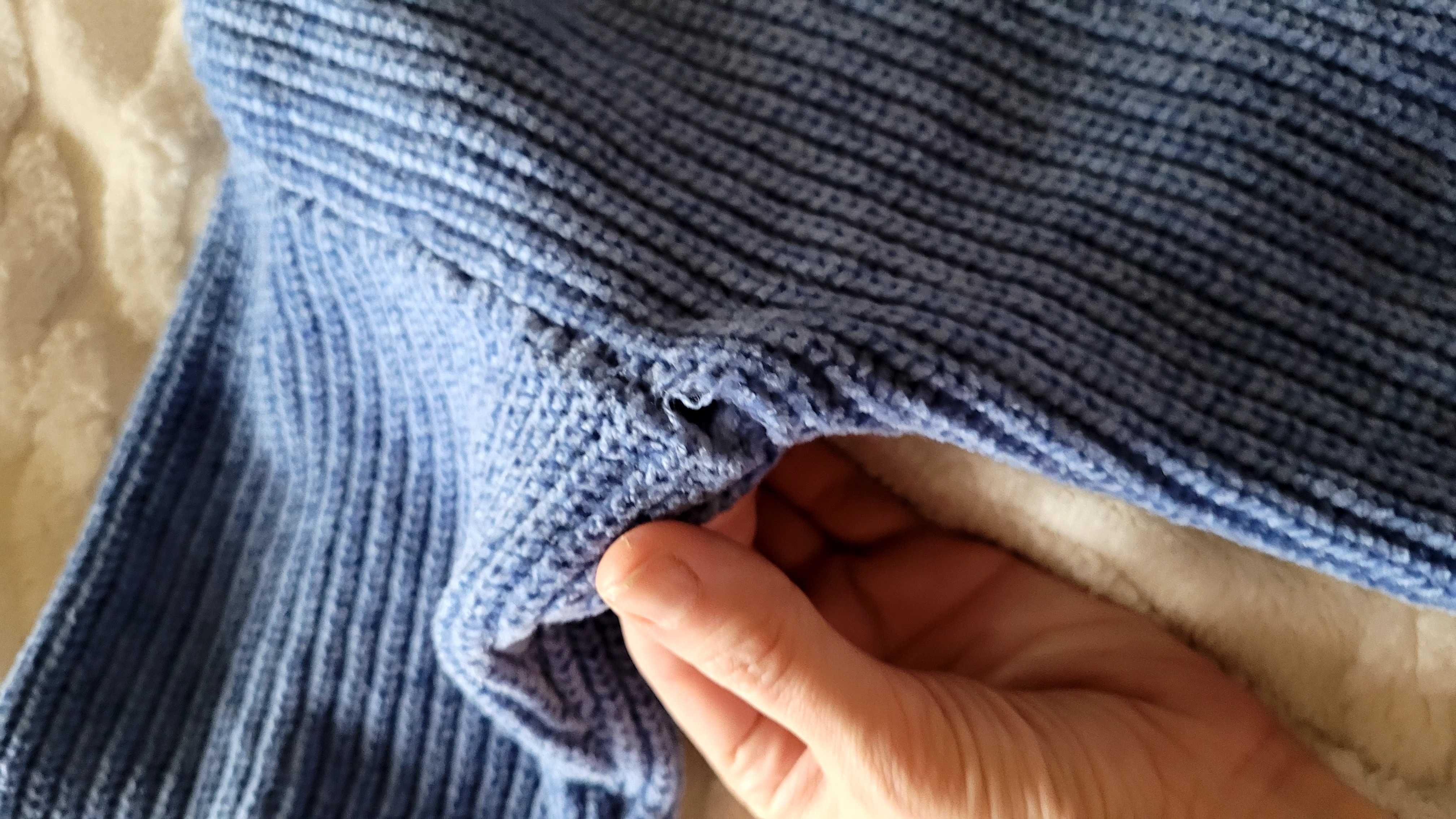 Niebieski welurowy sweter sweterek Primark 38 M