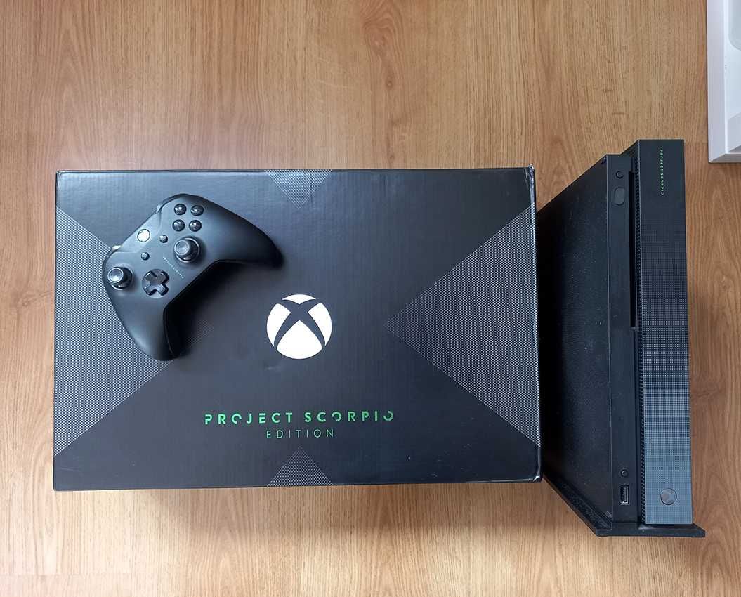 Microsoft Xbox One X 1TB Project Scorpio Pad ładowarka stan idealny