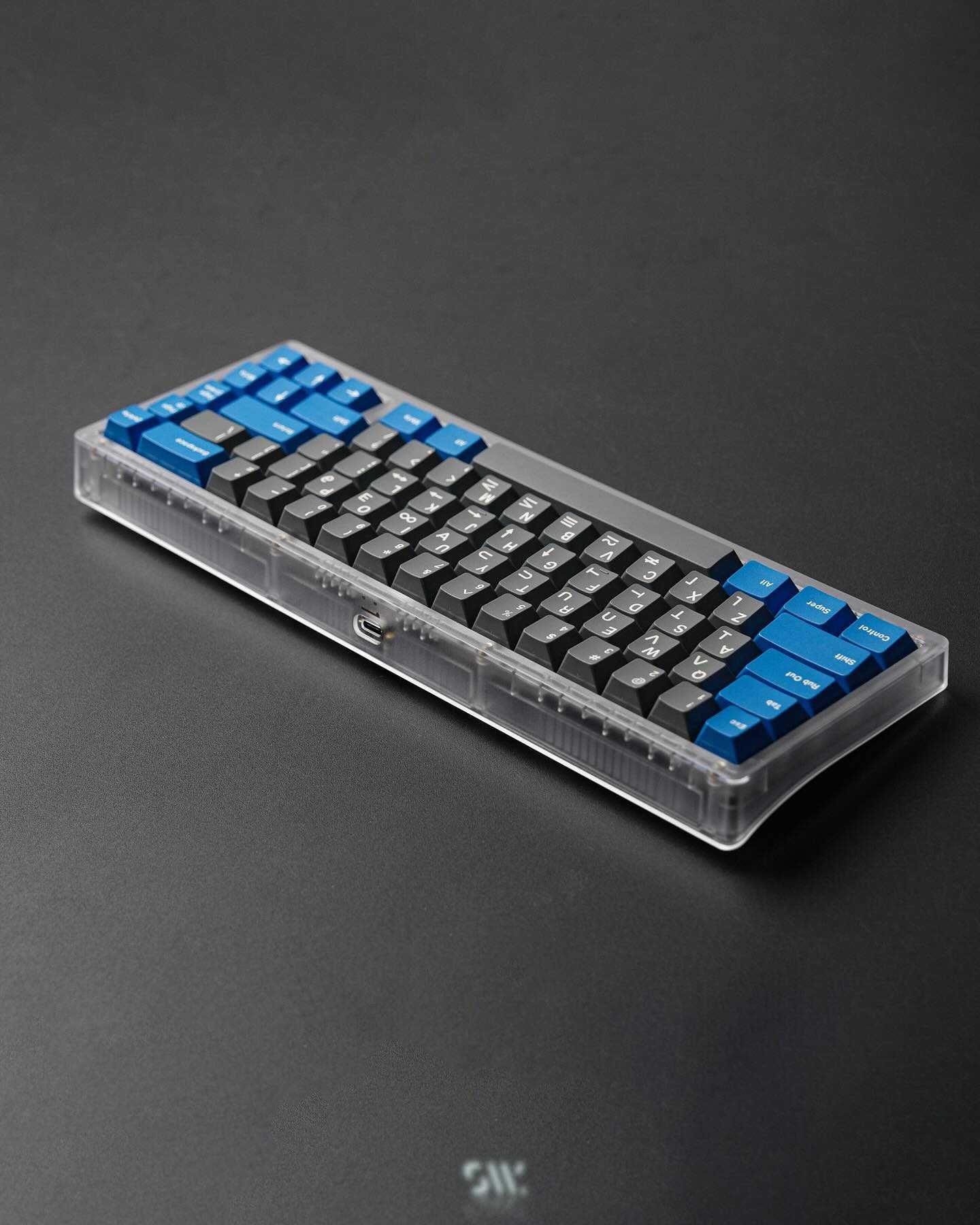 Унікальна кастомна клавіатура SWAGKEYS Aula KBDFans Ajazz Epomaker