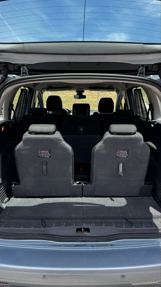 Peugeot 5008 1.6HDi Exclusive 7 lugares