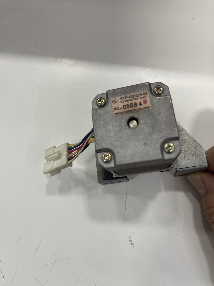 Motor de passo shinano stp-42d225-04