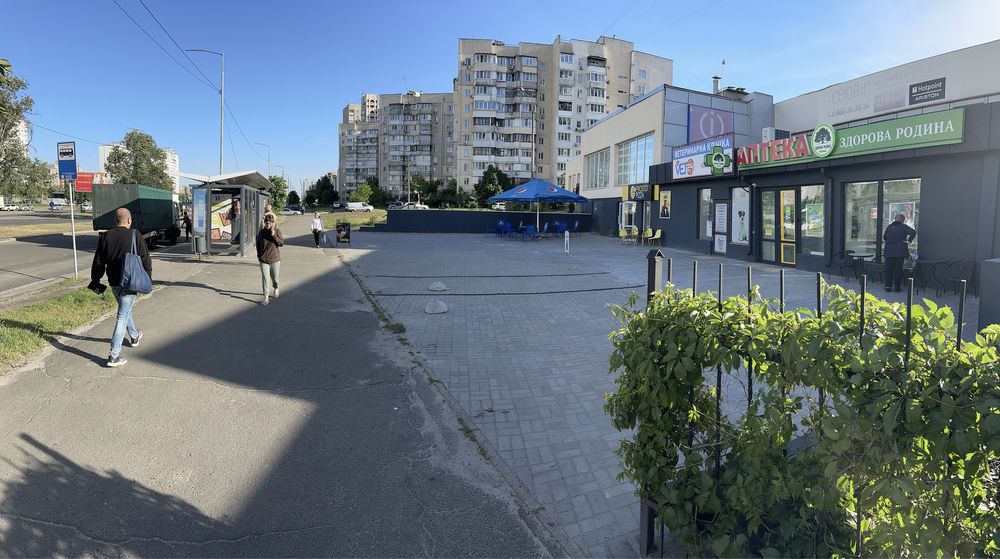 Аренда киоска / остановочного комплекса Ул. Ревуцкого 6