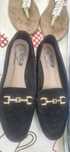 Sapatos semi novos