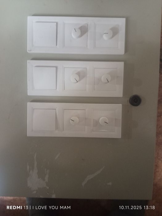 4 Блока пітаніія вінтеляциі ящік в зборі