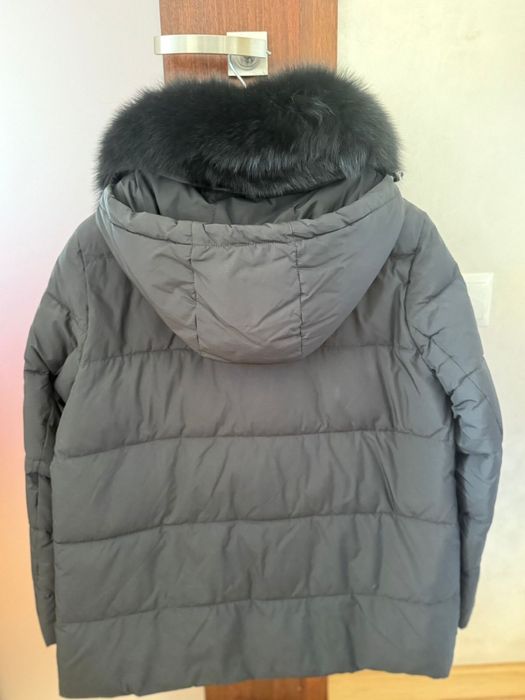 Жіноча зимова куртка