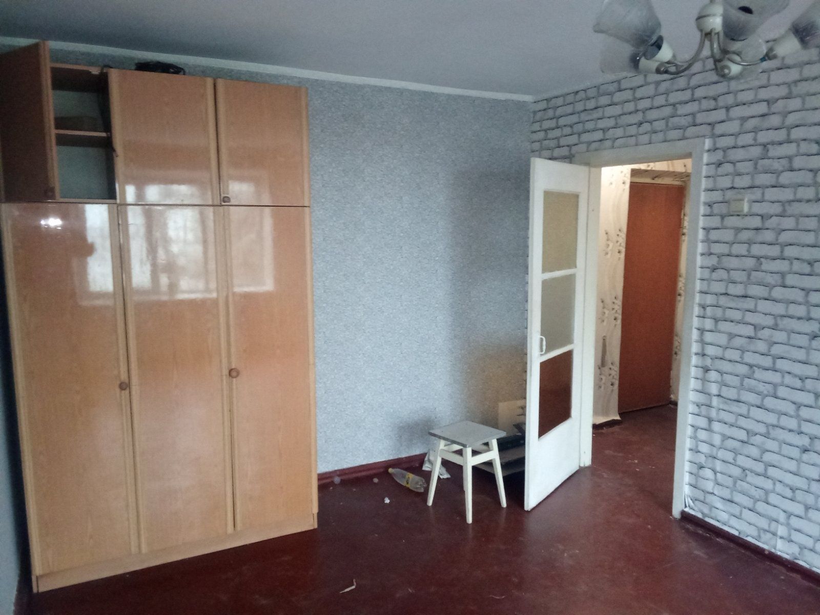 продам однокімнатну квартиру