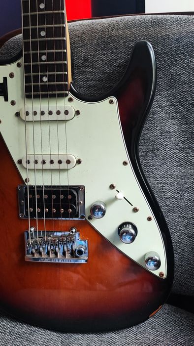 Variax JTV 69 James Tyler / Line 6 / HSS / Sunburst