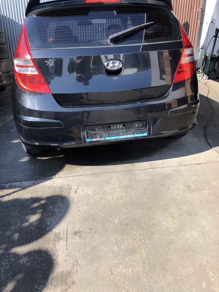 Zderzak tył tylny Hyundai I30 I HB 9F 07-10
