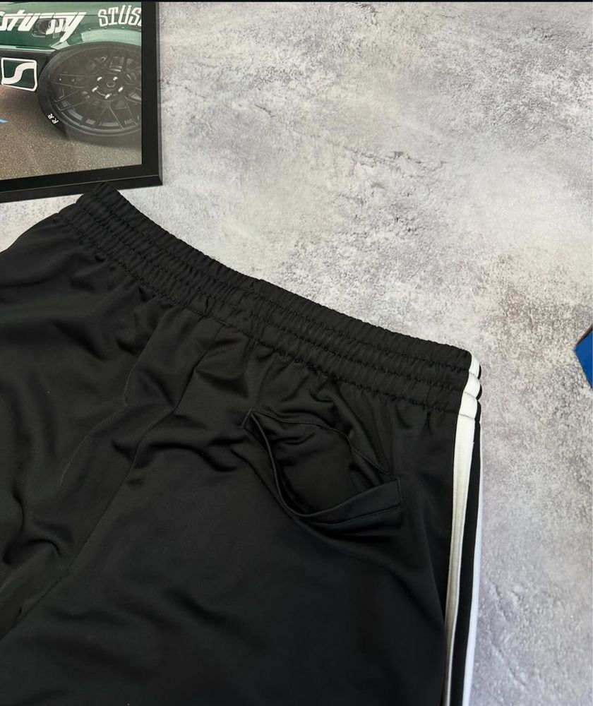 Нові Спортивні штани Adidas Originals 2024
