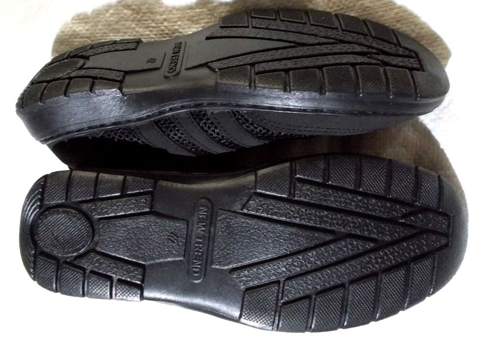 Мужские летние кроссовки,тапочки на шнурке-мокасины- в сеточку,42 р