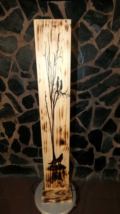 Candeeiro LED E Madeira personalizado (feito à mão)