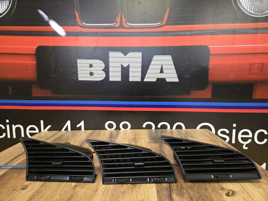 BMW E36 Kratka Nawiewu Wlot Powietrza Środkowa Na Linkę BDB 8.363533