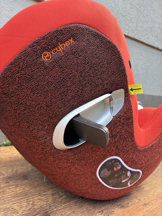 Cybex SIRONA Z i-Size Do OBROTOWEJ Bazy Cybex Z ISOFIX Gold-burnt red