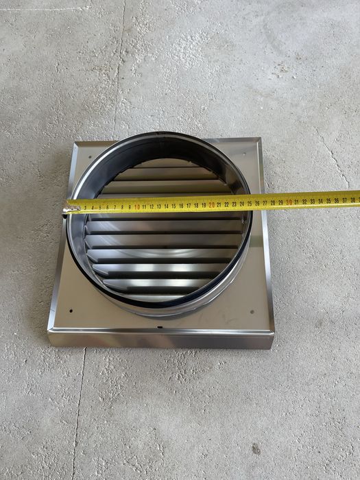 Czerpnia wyrzutnia z okapnikiem fi245 nowa