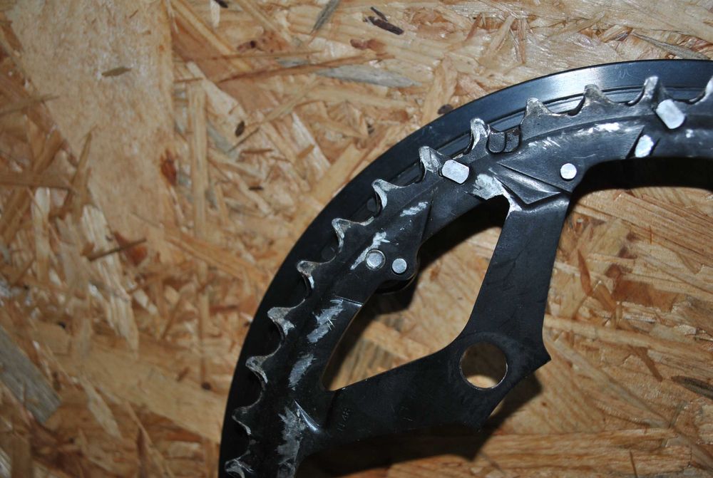 Trekingowa zebatka Shimano XT sgx U-48S plus osłonka rower