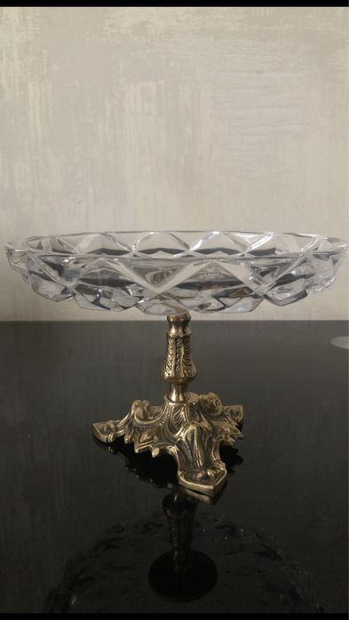 Кришталева цукерниця на  бронзовій ніжці