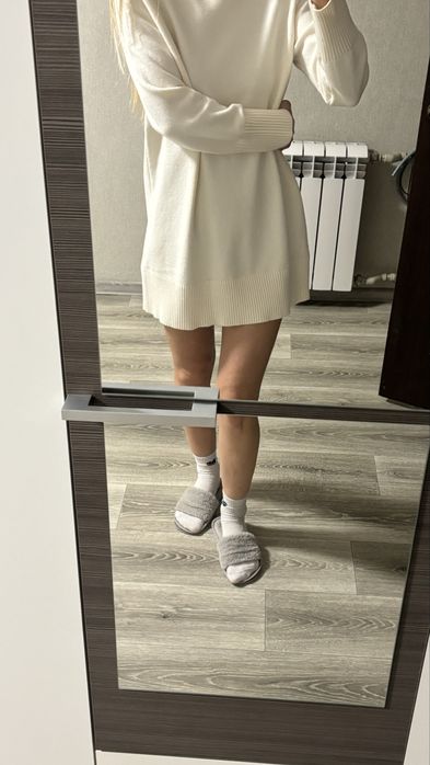 Динный свитер zara. Вязаное платье туника zara